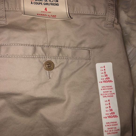 Gap Khakis Short size 4 The Girlfriend 6 inch - Picture 3 of 3